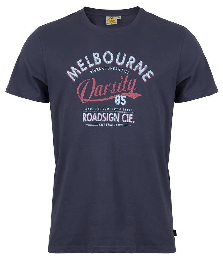 RAJ-POL ROADSIGN THEME 2 MĘSKI T-SHIRT MELBOURNE, GRANATOWY 19-007581-5, 19-007581-2, 19-007581-1, 19-007581-3, 19-007581-4