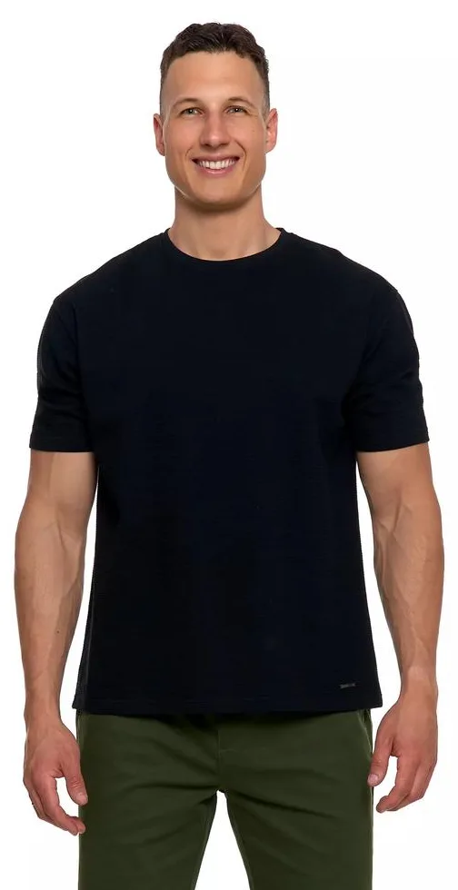 MORAJ T-SHIRT MĘSKI Z PRĄŻKOWANĄ STRUKTURĄ OTS2400-001