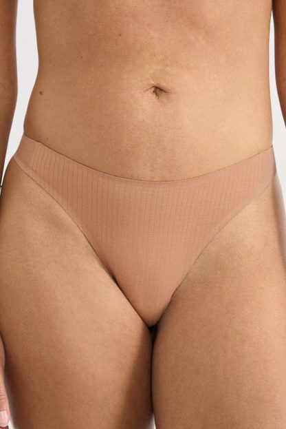 FIGI SLOGGI ZERO FEEL PURE STRING