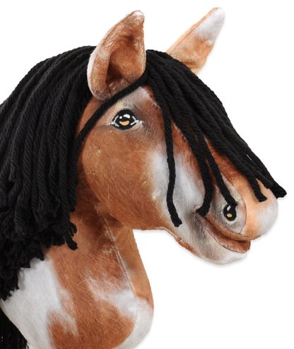 Hobby Horse Średni koń na kiju Premium srokaty tobiano z czarną grzywą A4