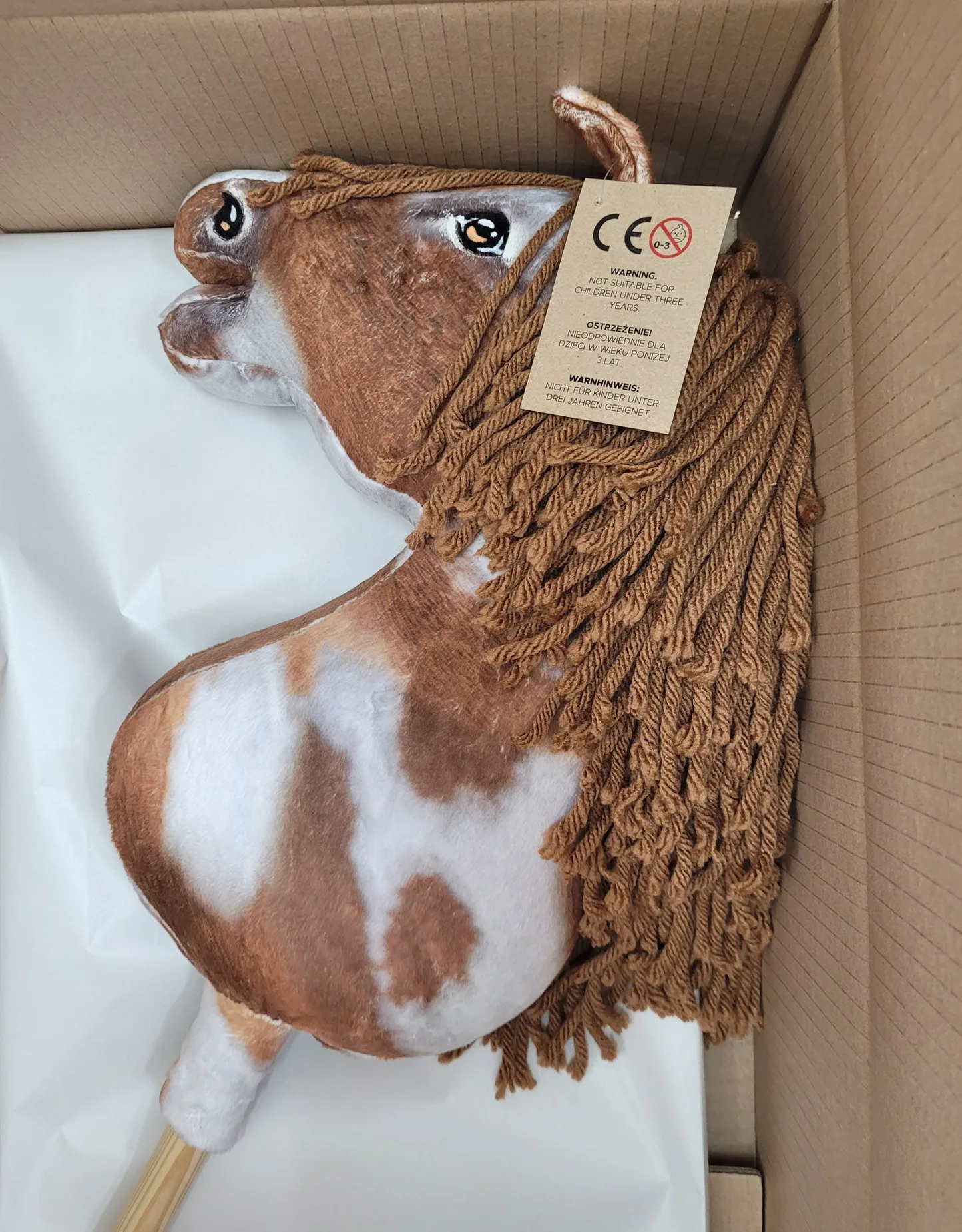 Hobby Horse Duży koń na kiju Premium - srokaty tobiano z brązową grzywą A3