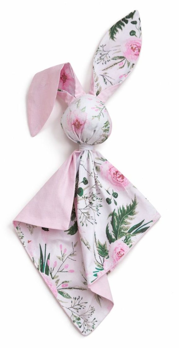 Miękka przytulanka DOUDOU kocyk króliczek z bawełny - Peonie różowe - róż