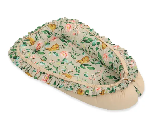 Kokon niemowlęcy kojec otulacz Premium z falbanką - Rabbit with flowers