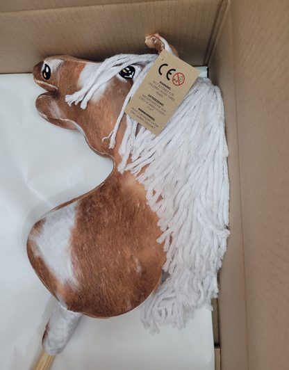 Hobby Horse Duży koń na kiju Premium - srokaty tobiano z białą grzywą A3