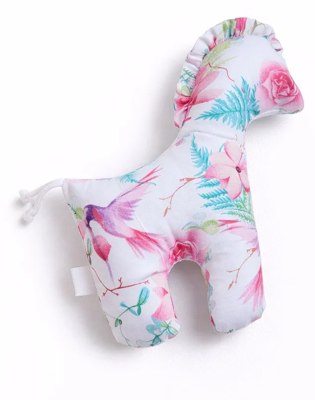 Konik LUCKY miękka maskotka z bawełny dla niemowląt - Peonie różowe