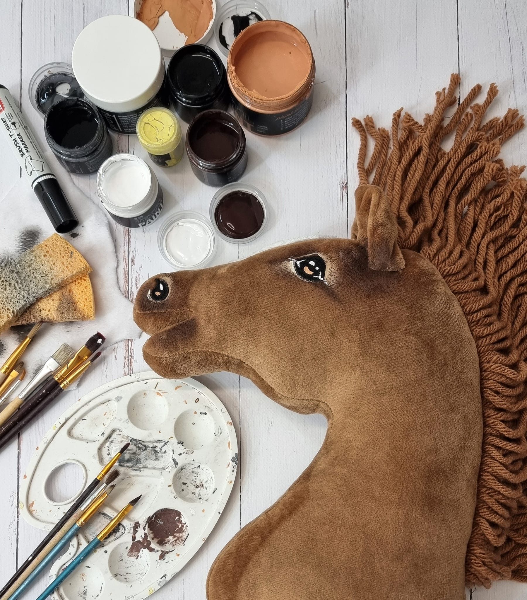 Hobby Horse Duży koń na kiju Premium - ciemny kasztan A3