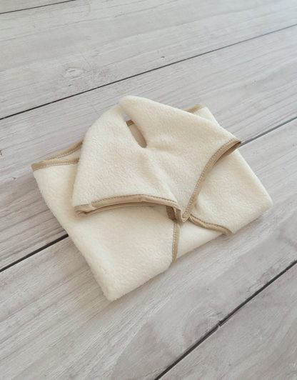 Zestaw dla Hobby Horse A3: polarowa derka + nauszniki – kremowy