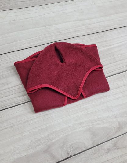 Zestaw dla Hobby Horse uniwersalny A4 i A5: polarowa derka + nauszniki – bordo