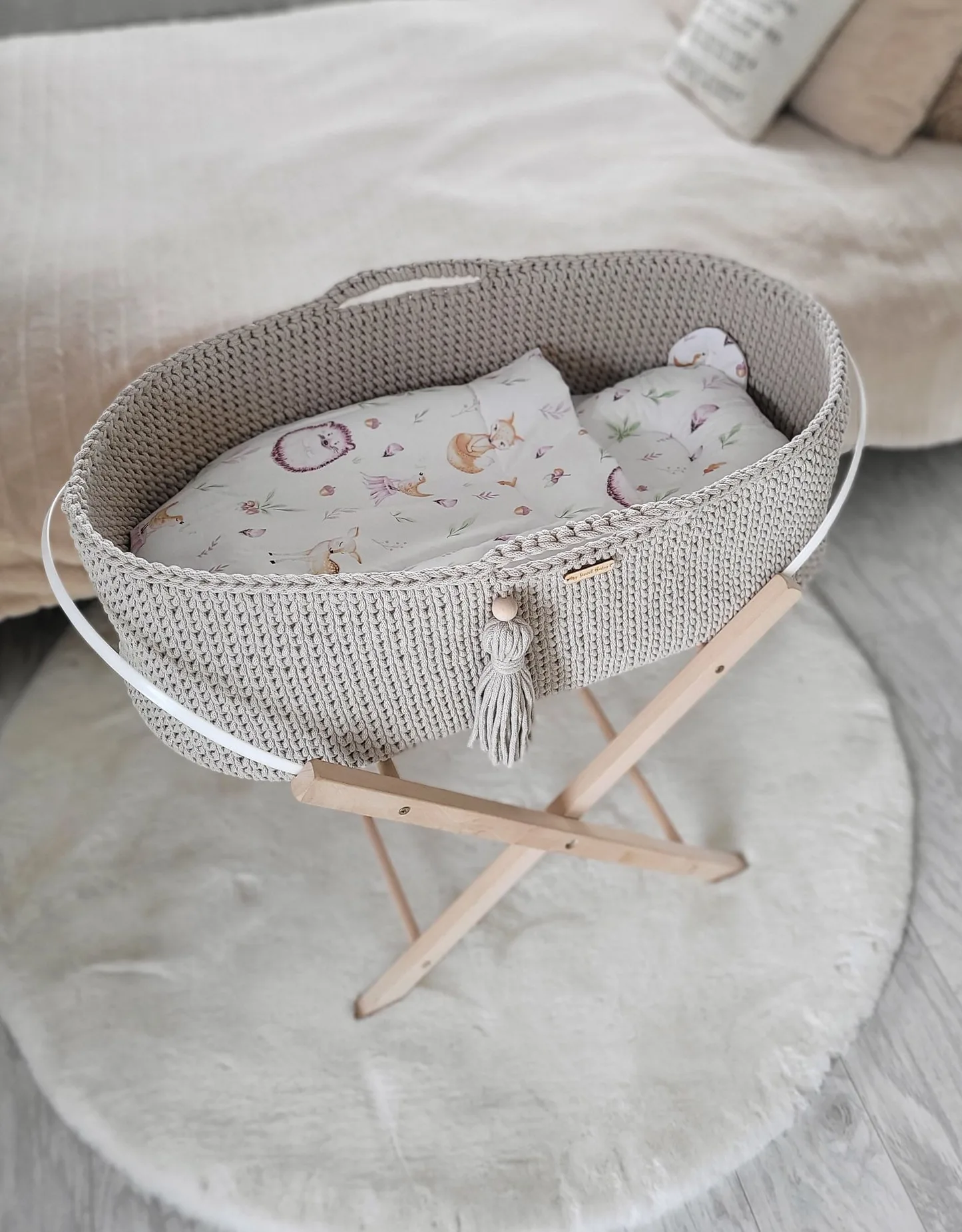 Kosz Mojżesza BOHO bawełniany Handmade z materacykiem - jasny beżowy