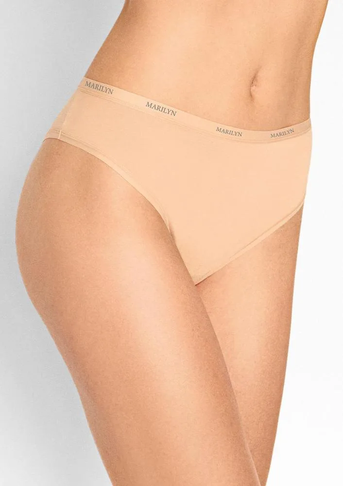 FIGI MARILYN JULIA BRAZILIAN